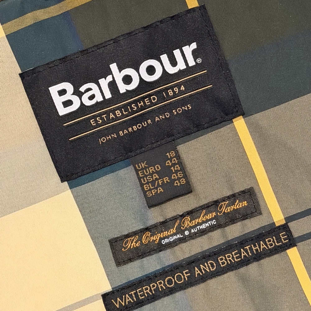 Barbour Winter Beadnell Jacket - image 3